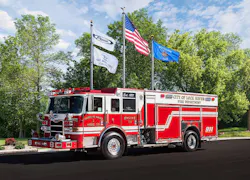 Hand In Hand Delivery 11622314 Hand In Hand Delivery 11622314