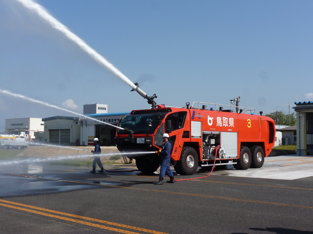 This new generation Oshkosh Striker aircraft rescue and fire fighting (ARFF) vehicle is one of 24 delivered to airports across Japan. The apparatus are serving at Japan Air Self-Defense Force (JASDF) bases, Japan Maritime Self-Defense Force (JMSDF) bases, Japan Ground Self-Defense Force (JGSDF) bases, as well as Tottori and Yamagata civilian airports.