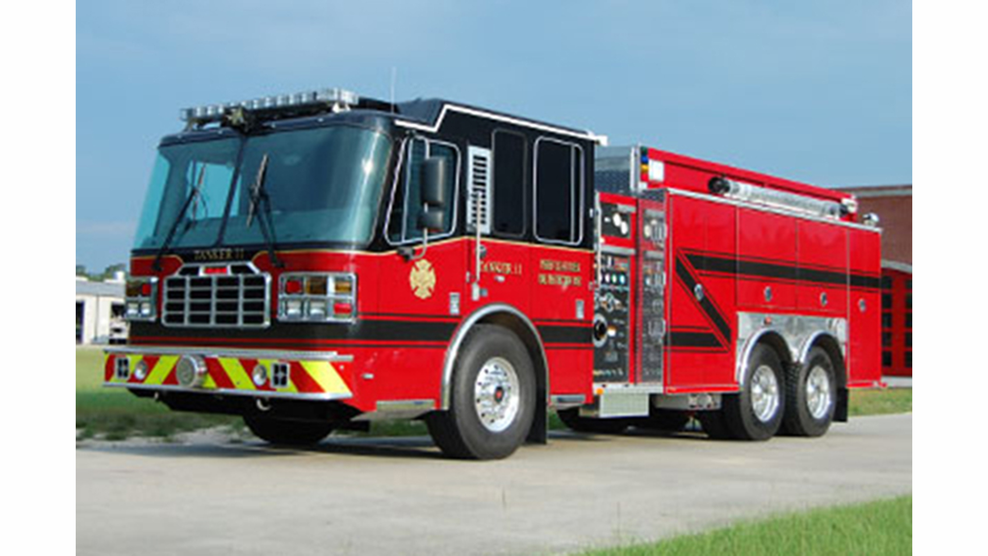 Ferrara Tanker Delivery 54820a6e71f38