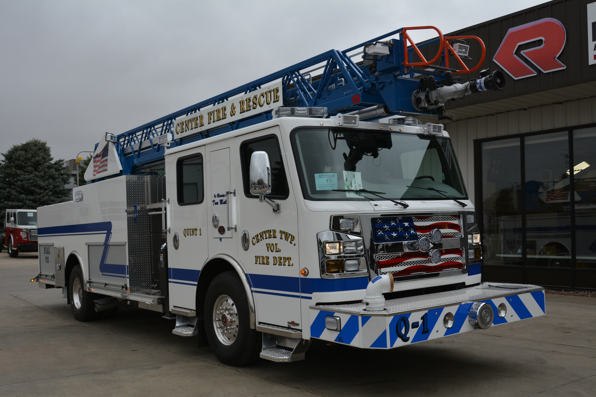 THE CENTRE TOWNSHIP VOLUNTEER FIRE DEPARTMENT, in LaPorte, IN, has taken delivery of a Rosenbauer quint