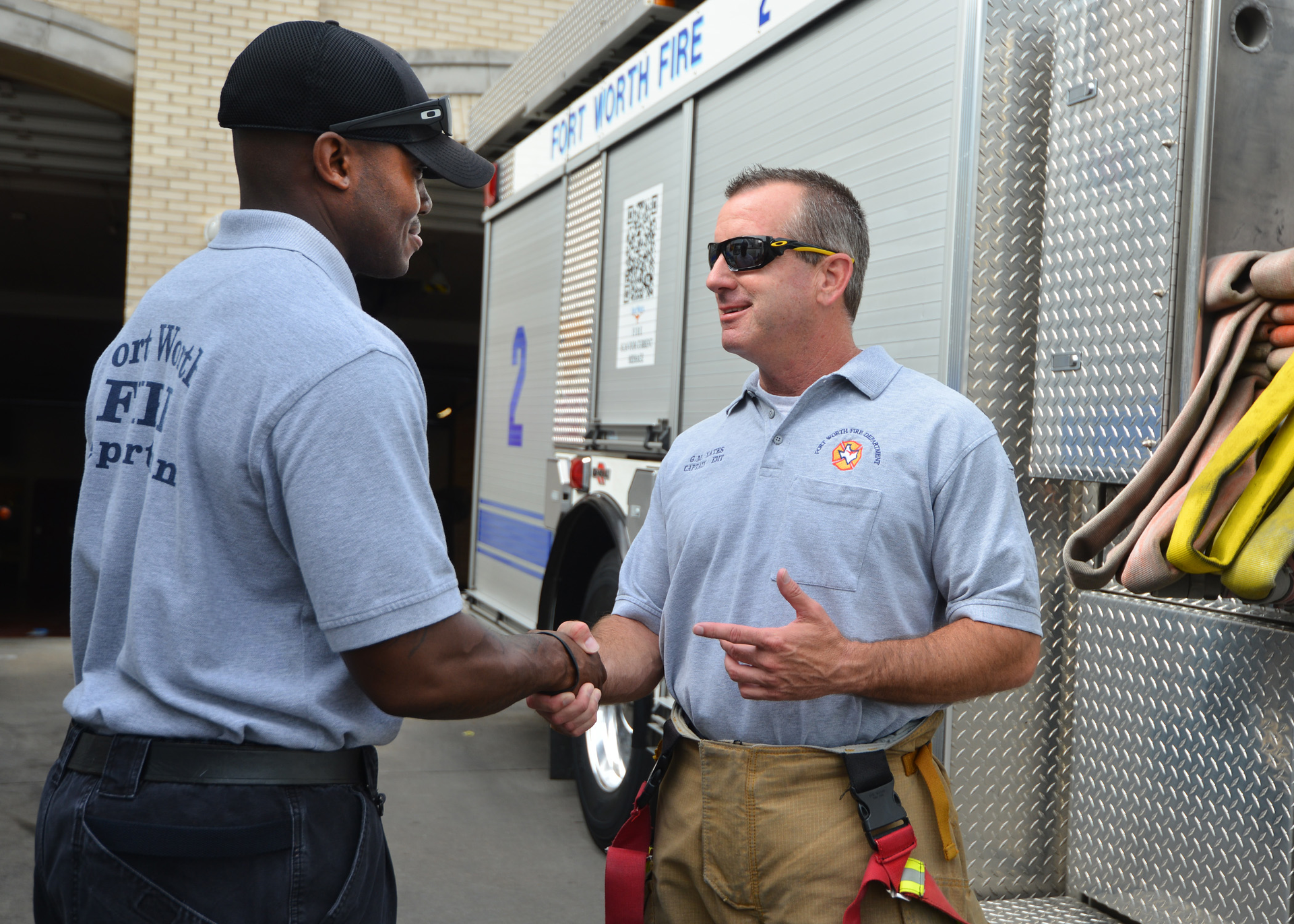 More than 60 percent of problems encountered by individuals in leadership positions are a direct result of poor or faulty communication. One-on-one meetings can help both parties understand any potential issues.