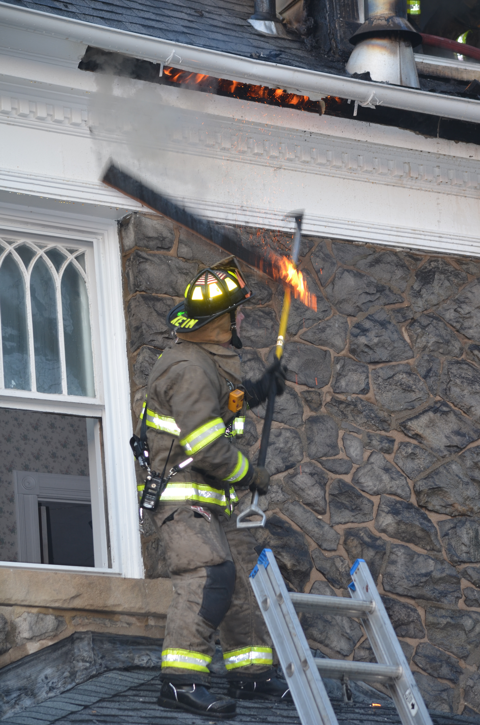 Easton 3 566d96f7857f0