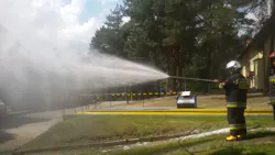 Figure 1: The Fognail piercing nozzle Attack model provides stream with a 30-degree cone angle and approximately 30 feet of reach. Figure 1: The Fognail piercing nozzle Attack model provides stream with a 30-degree cone angle and approximately 30 feet of reach.