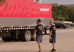 Verizon Hurricane Harvey 59d6b4895582a Verizon Hurricane Harvey 59d6b4895582a