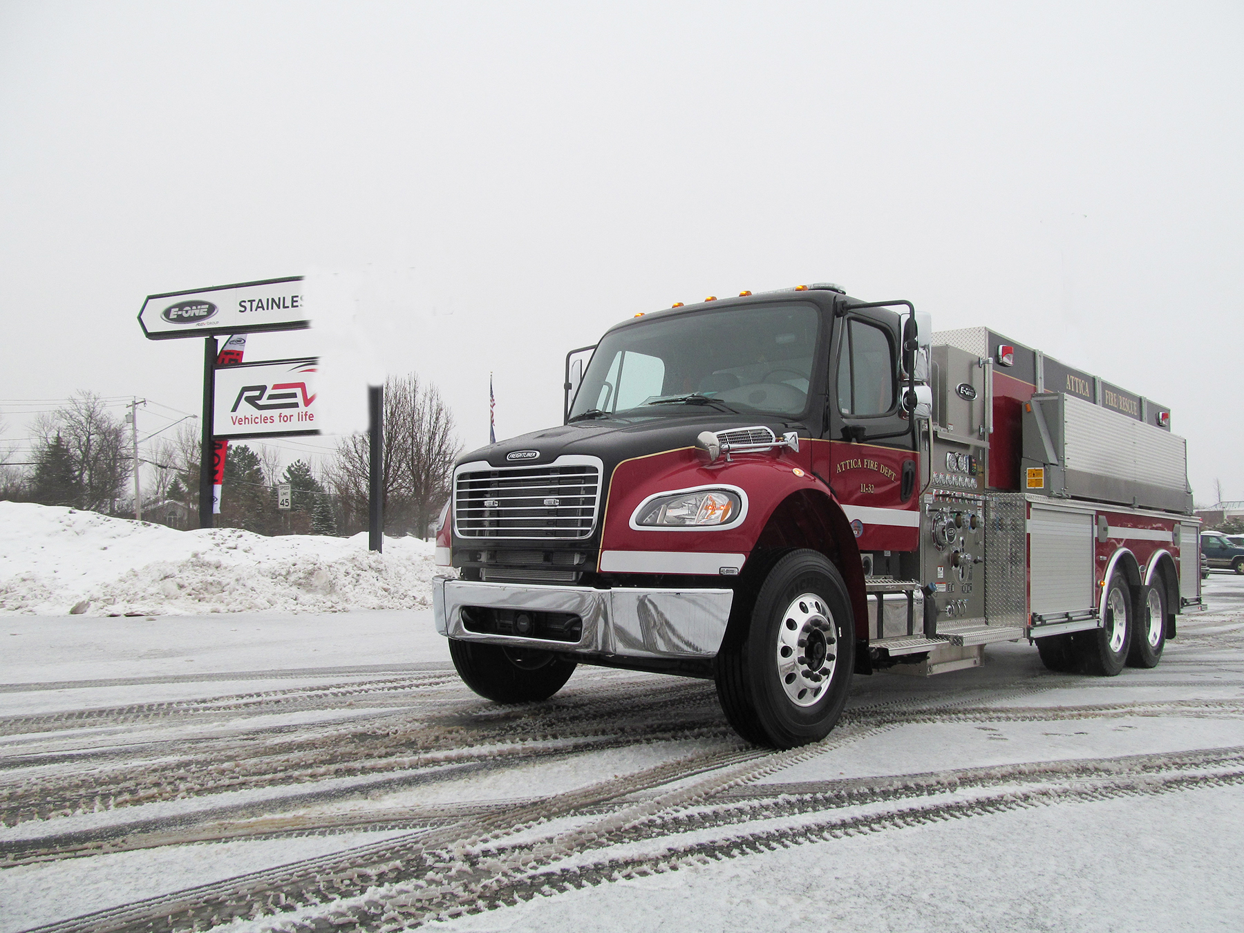 Attica E One Retouched 5a6f45bc17bb1