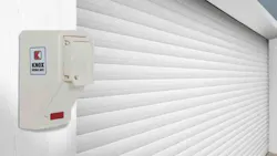 The Knox HomeBox that allows firefighters to gain rapid entry to a vacant home without causing any damage. The Knox HomeBox that allows firefighters to gain rapid entry to a vacant home without causing any damage.