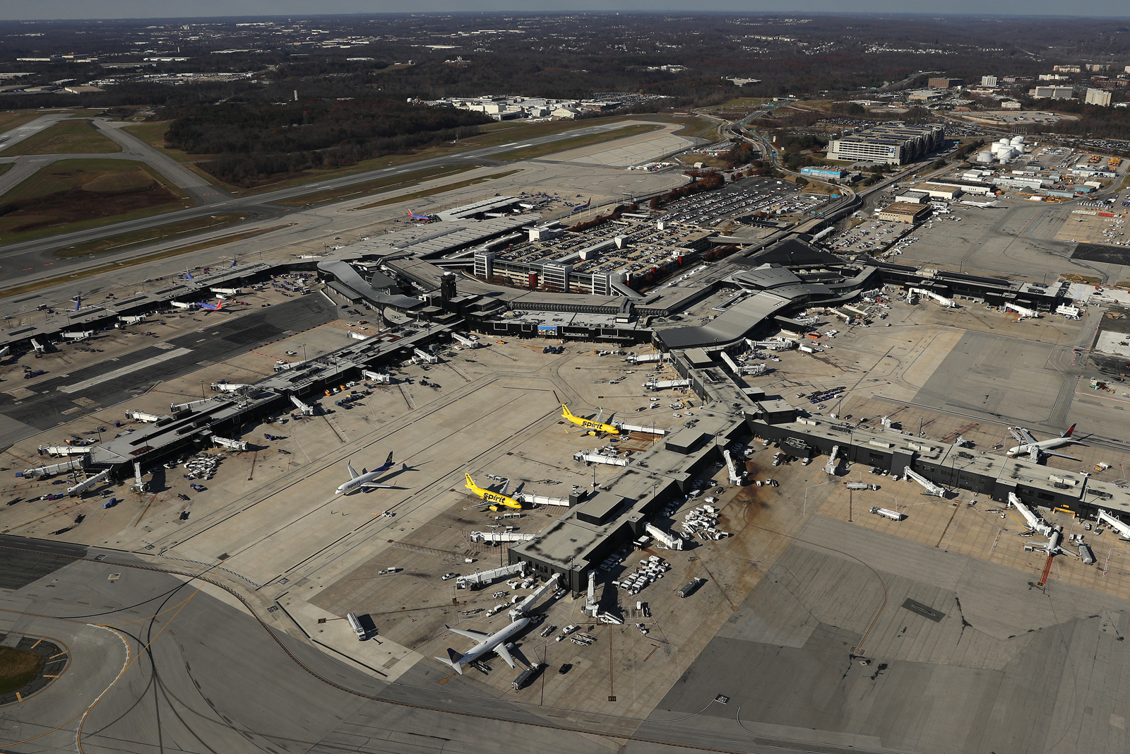 Us News Baltimore Airport Accident Get 1 5c2b866b08ffe