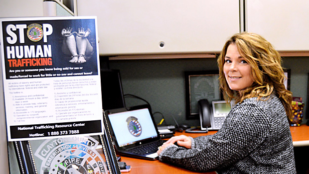 Communicator Cj Award 5c5da22c9d75b