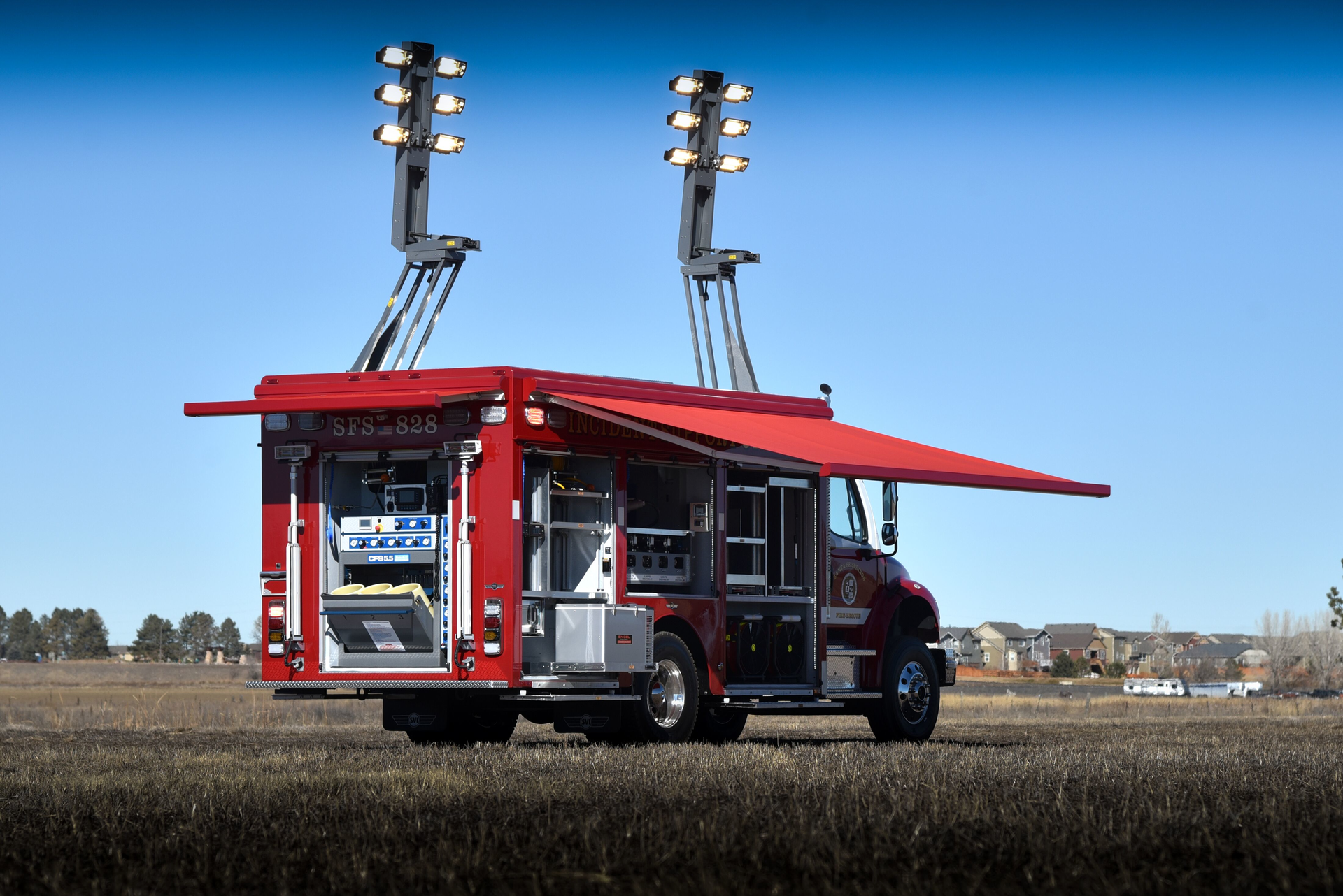 Elevation of scene lighting is often advantageous to avoid glare and to illuminate topographical contours. Santa Fe Springs, CA, Fire Department's air and light apparatus features two Command Light towers.