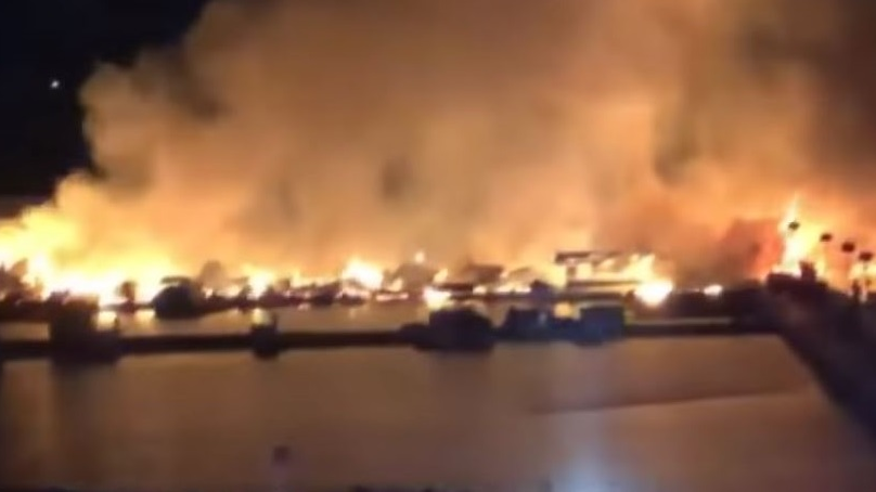 Firefighters battled a massive blaze at at Conley Bottom Resort on Lake Cumberland in Kentucky early Monday.