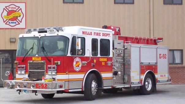 Mills Fire Dept Engine Wy 5cf12e424069d