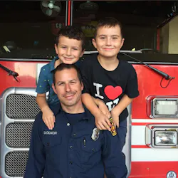 Los Angeles firefighter-paramedic Roger Sackaroff is looking for a matching bone marrow donor for his 7-year-old son, Jesse, who suffers from a life-threatening blood disorder. Los Angeles firefighter-paramedic Roger Sackaroff is looking for a matching bone marrow donor for his 7-year-old son, Jesse, who suffers from a life-threatening blood disorder.