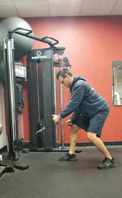 Cable row, start position Cable row, start position