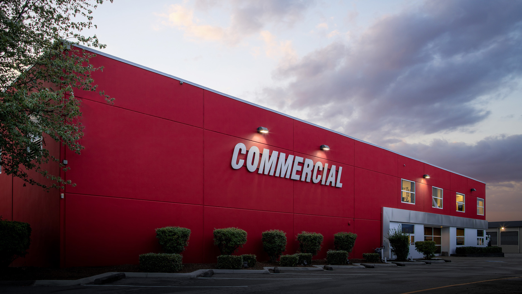 Commercial Truck Equipment is now the dealer for Oshkosh Airport Products&rsquo; aircraft rescue and fire fighting (ARFF) apparatus and snow removal equipment in Canada.