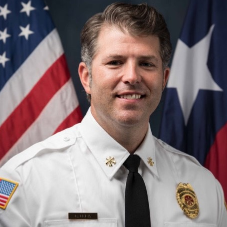 New Brett Ellis Headshot 5e482915565f3 5f3438ea3940e