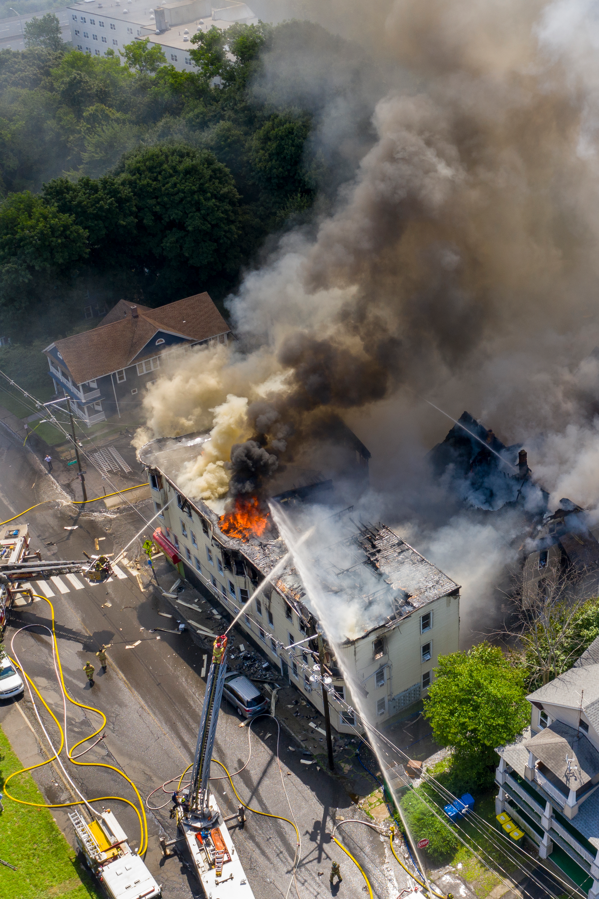 Keith Muratori 7 13 20 Waterbury Ct Three Story Apt Bldg Pic 1 5f29656793c8b