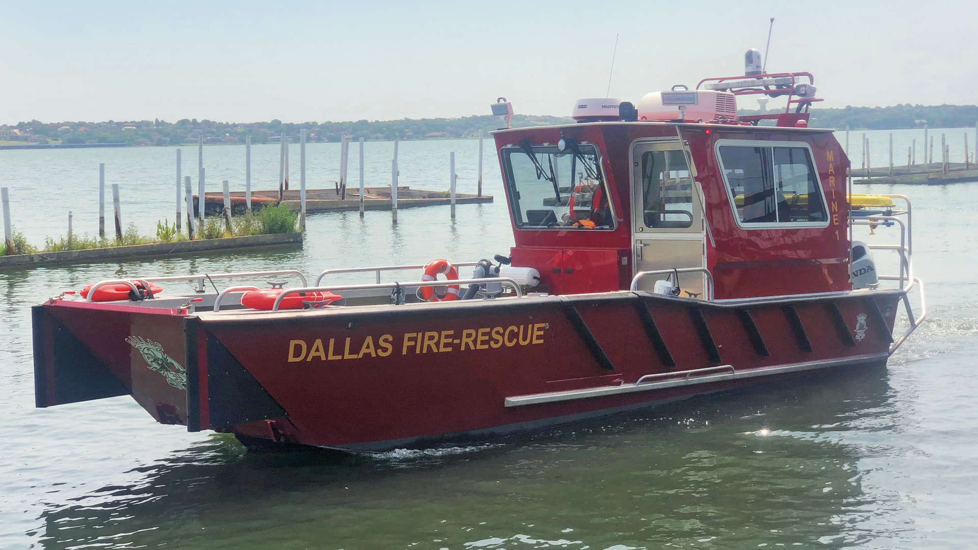 The Dallas Fire-Rescue Department has placed this 28-foot Lake Assault Boats firefighting and rescue craft into service. The vessel is engineered to respond to a wide range of on-the-water firefighting and emergency response scenarios.