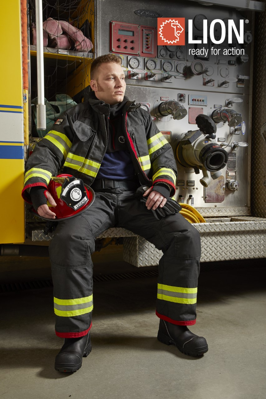 Thumbnail Red Zone 300 Dpi