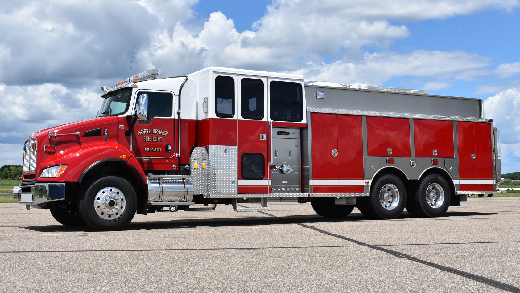 Customfire Full Response Pumper North Branch Mn 65 (1)