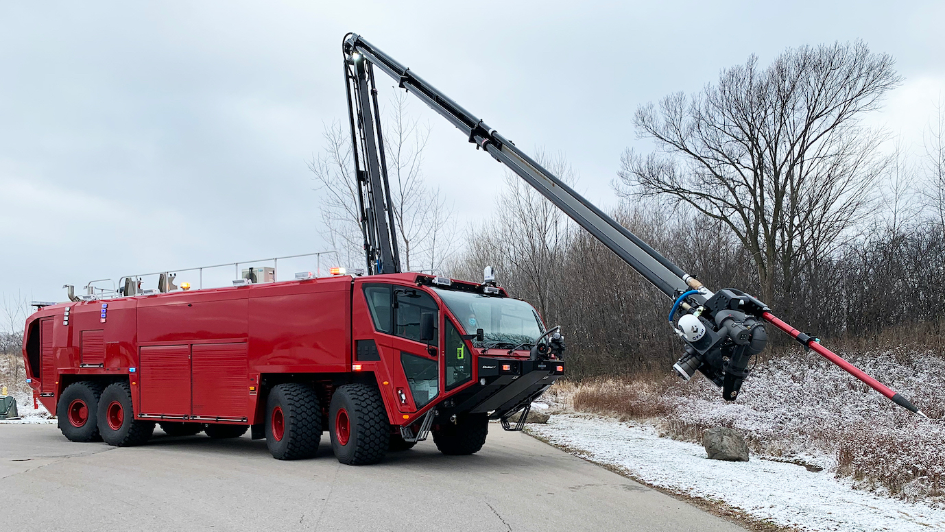 Oshkosh Airport Products Pr Phoenix (1)