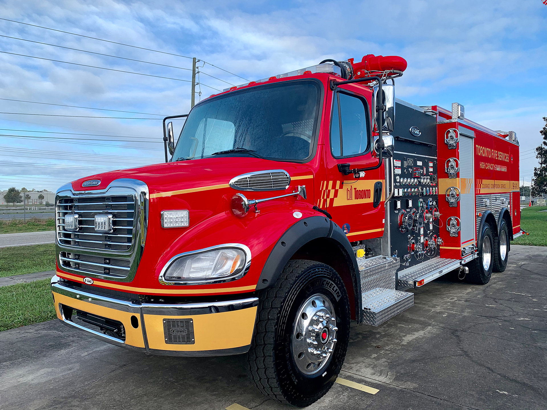 E One Toronto Industrial Pumper 602d27c3322c2