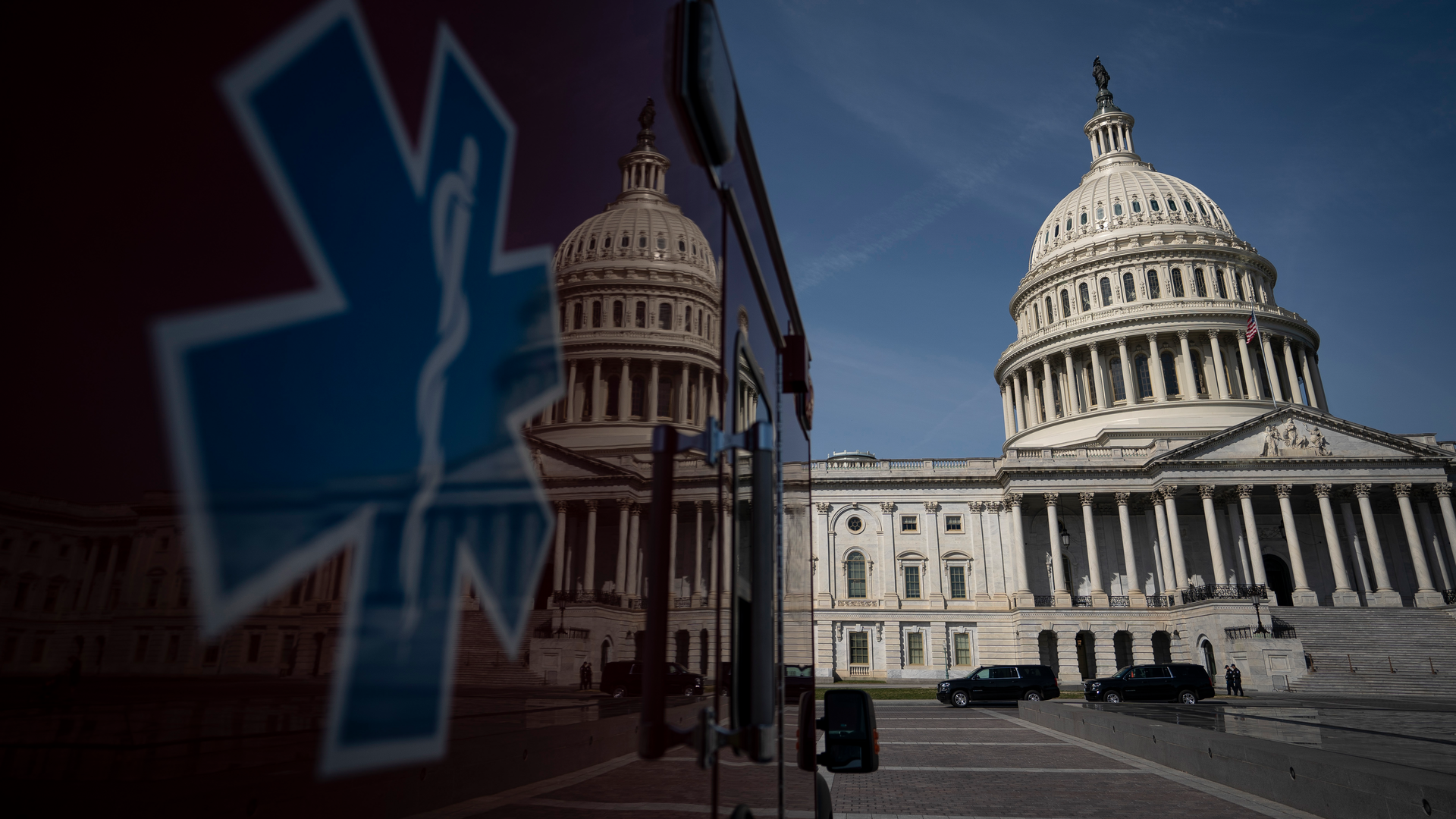 Us Capitol Bldg Ambulance Dc 607069b397c02