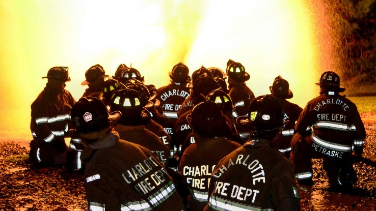 Charlotte 6138acb994b87