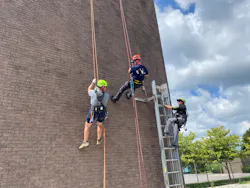 The likelihood of saving a victim’s life is increased exponentially when access to the victim is gained early. Two recon rescuers is a better approach than an individual rescuer when it comes to redundant safety checks, cooperating rigging and victim care/packaging. The likelihood of saving a victim’s life is increased exponentially when access to the victim is gained early. Two recon rescuers is a better approach than an individual rescuer when it comes to redundant safety checks, cooperating rigging and victim care/packaging.