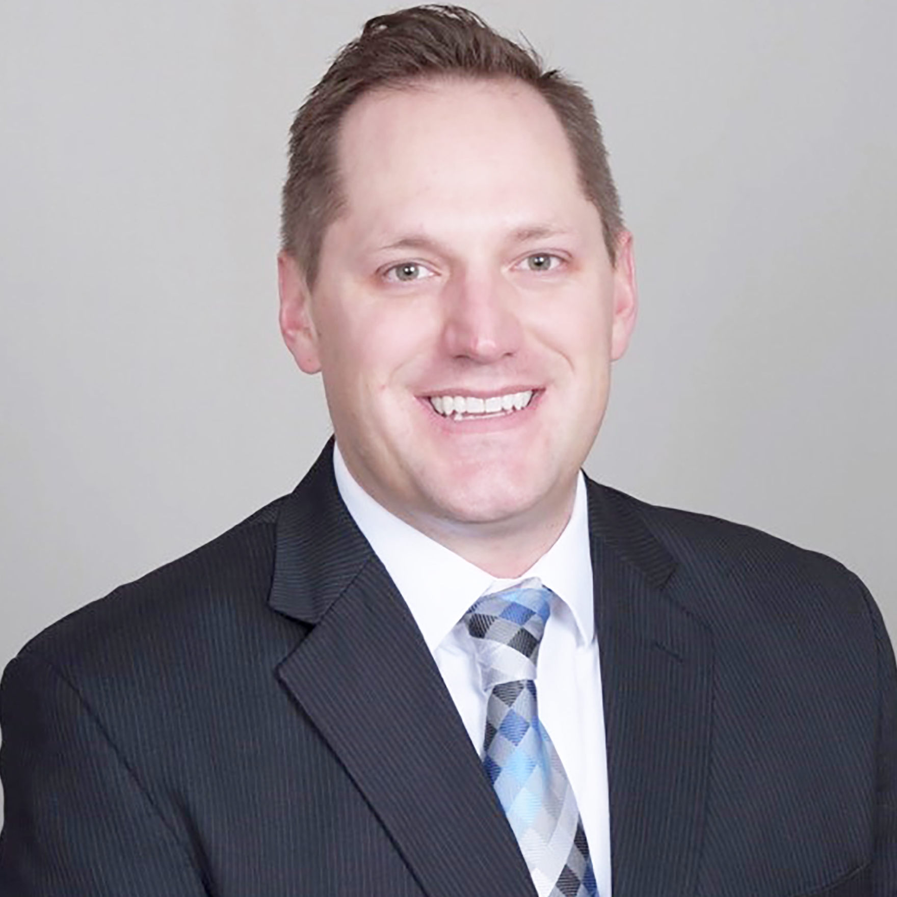 Apr 22 First Due Author Pic 6223b0964cc45 6245b9d53f684