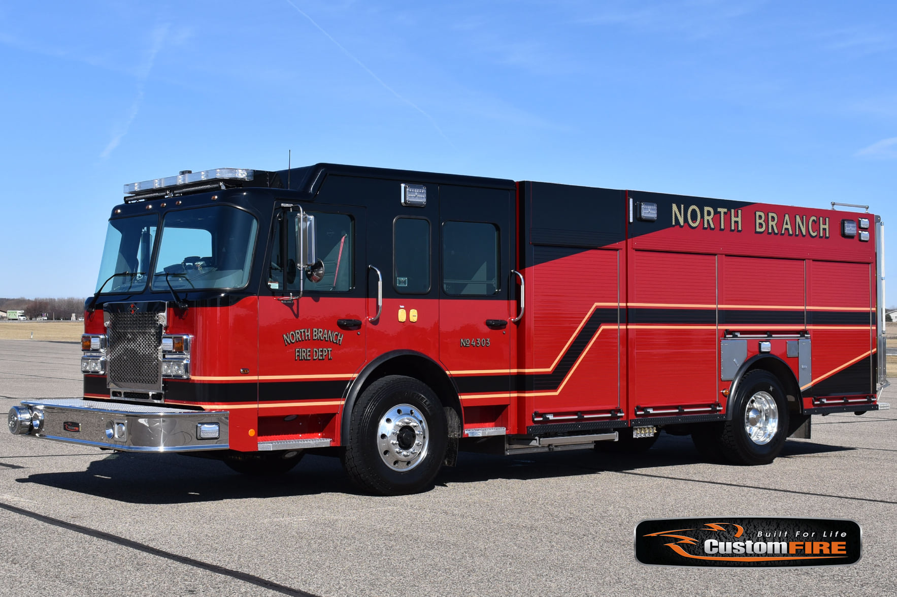 The North Branch Fire Department has taken delivery of a custom-built Custom Fire Apparatus pumper.