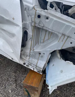 Placement of cribbing for cut-less dash displacement differs from the placement for a dash lift: slightly to the rear of the A-pillar for the former compared with directly under the A-pillar for the latter. Placement of cribbing for cut-less dash displacement differs from the placement for a dash lift: slightly to the rear of the A-pillar for the former compared with directly under the A-pillar for the latter.