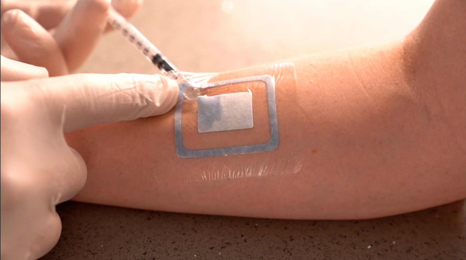 Dry See Bandage Inject Moisture 631a33559be68