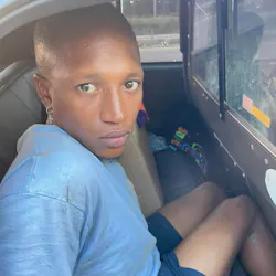 Hinds County Sheriff's Office Deputies, acting on a tip from citizens, were able to detain wanted arson suspect, Delvin McLaurin, and take him into custody Hinds County Sheriff's Office Deputies, acting on a tip from citizens, were able to detain wanted arson suspect, Delvin McLaurin, and take him into custody