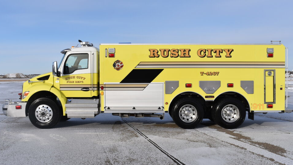 Rush City Fire Dept Tanker Built By Custom Fire Apparatus 1