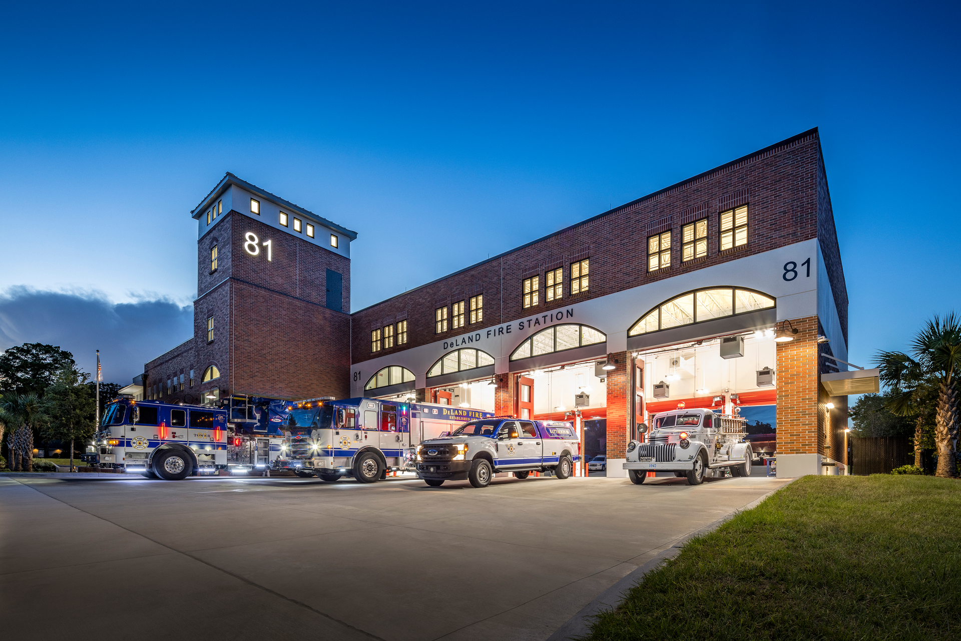 De Land Fs81 Ext Entrance 02 6410759564a2f