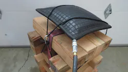 Photo 8: Bungee won’t impede lift interface. Photo 8: Bungee won’t impede lift interface.