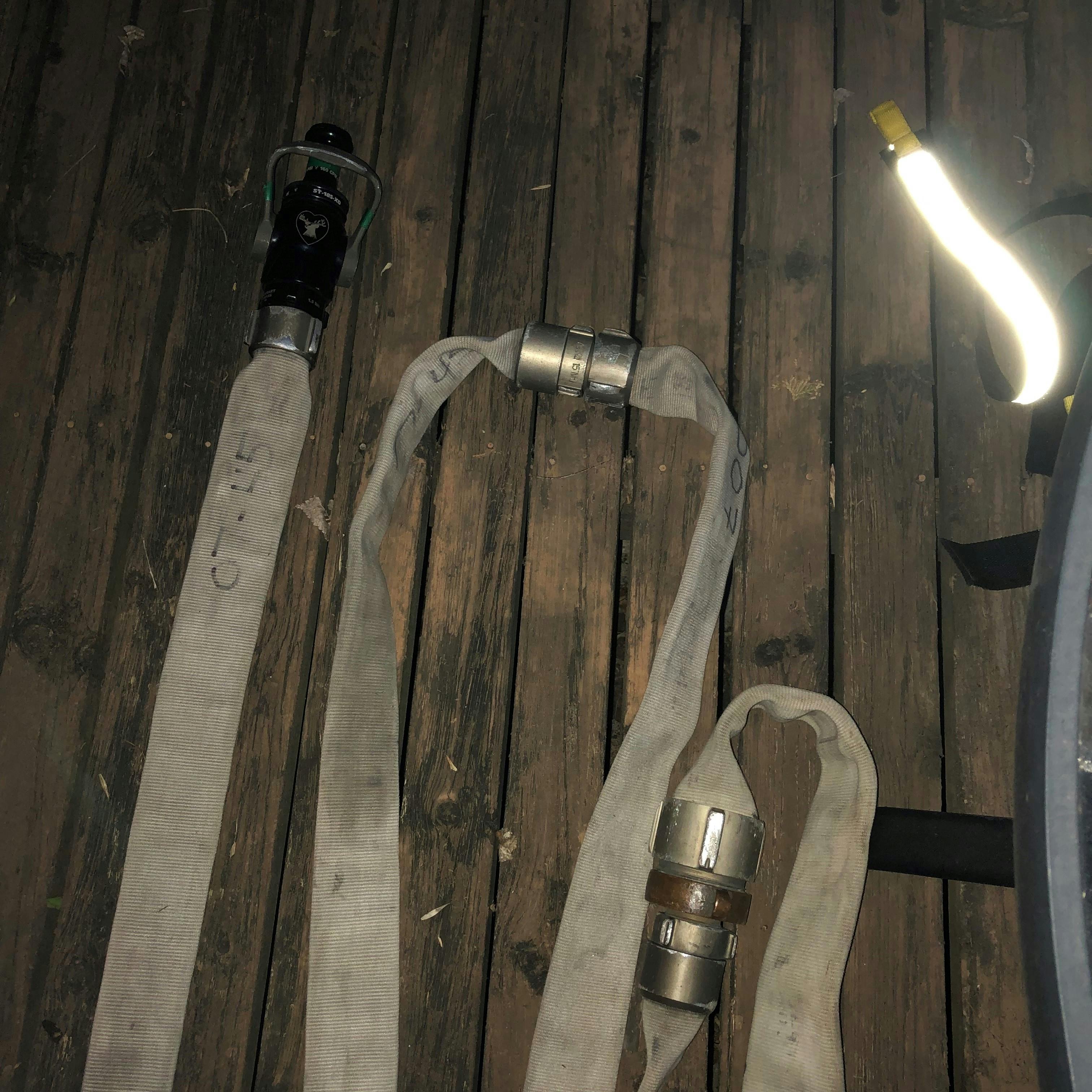 When there&rsquo;s enough room, the working length of hoseline should be flaked out perpendicular to the entry door.