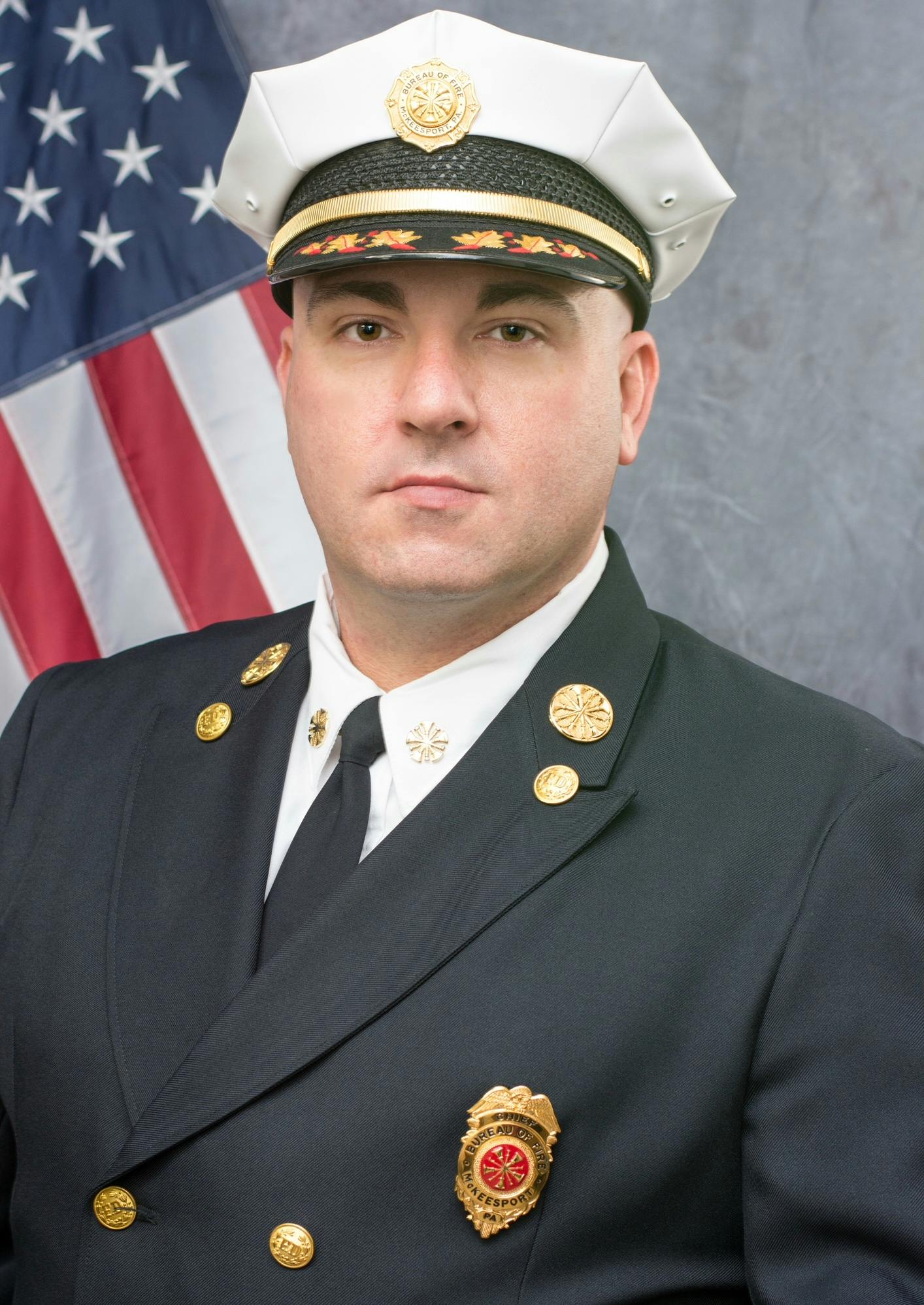 6769c0a941fac8cdae5960d0 Feb 25 Leadership Lessons Author Pic