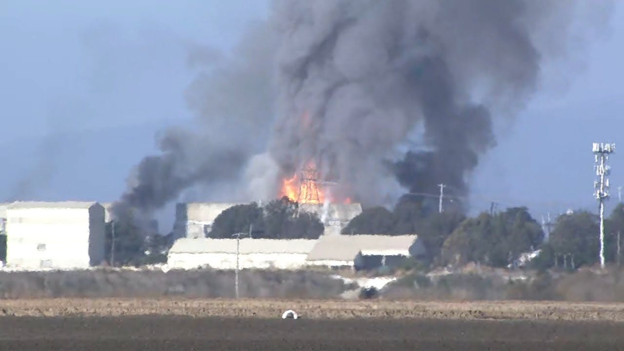Fire reignites at Moss Landing Power Plant, world's largest battery storage plant