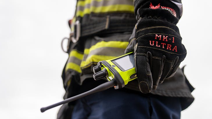 Motorola Solutions' New Radio Combines Mission-Critical Voice Communications with Smart Applications