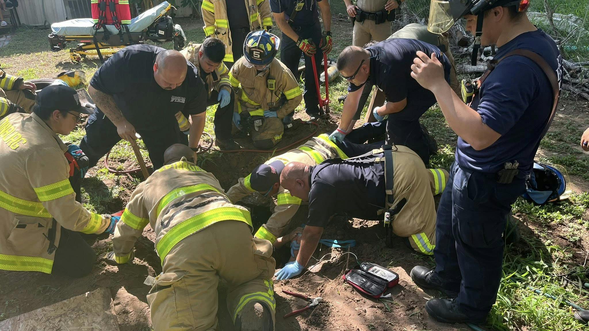 A Hidalgo County Sheriff&rsquo;s deputy was investigating the report of a missing man when he heard faint cries from the ground.