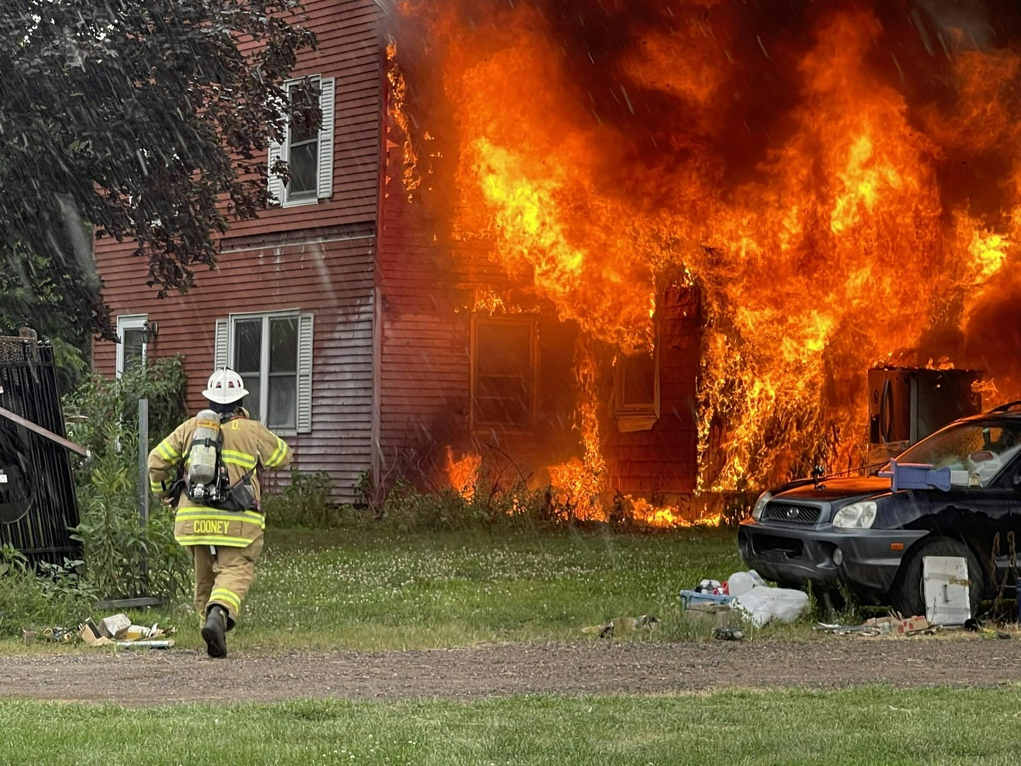 firefighting operations farmhouse South Windsor Connecticut Fire Department
