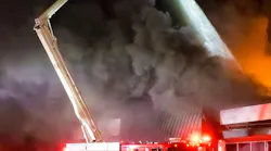 Memphis, TN, Fire Department: Vacant strip mall fire Memphis, TN, Fire Department: Vacant strip mall fire