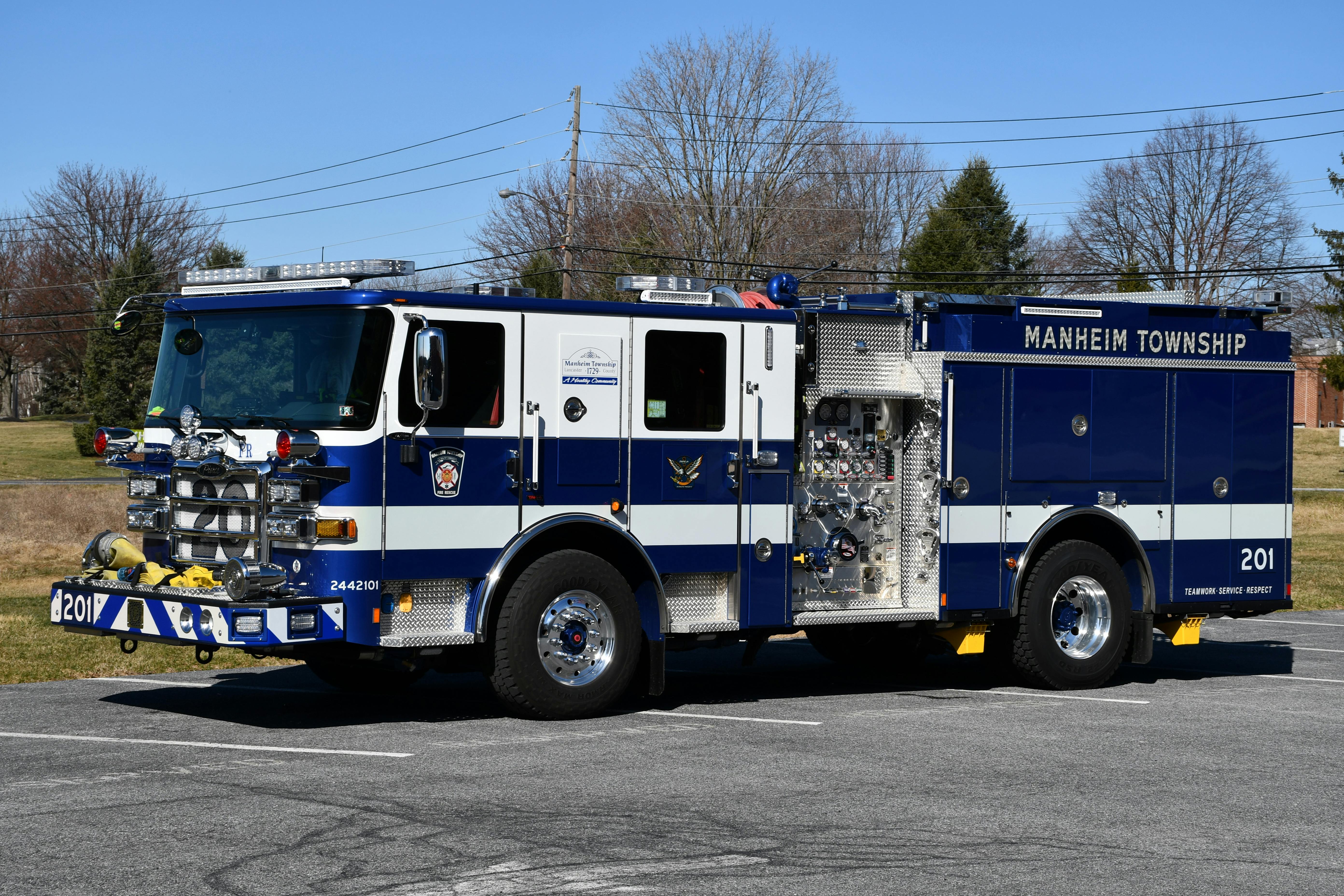 Engine 201 of Manheim Township Fire Rescue (MTFR), which is located in Lancaster County, PA, is a 2024 Pierce Enforcer that has a short wheelbase and an overall length of 29 feet, 8 inches. The rig is equipped with three rear-body, 2&frac12;-inch discharges and a 5-inch rear intake. The aluminum body is 140 inches long.
