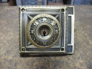 1306854668819 10290133