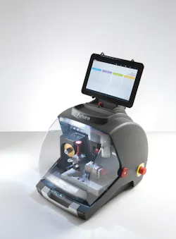 Futura Sideview 11351687 Futura Sideview 11351687