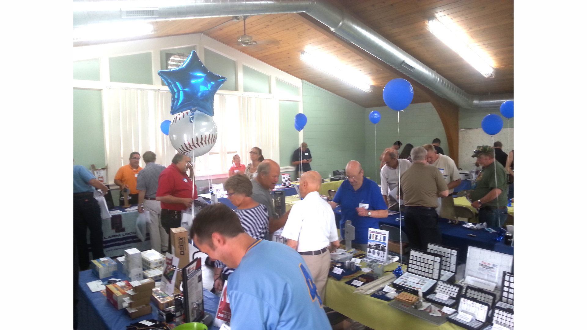 IDN H-Hoffman show featured over 50 manufacturers