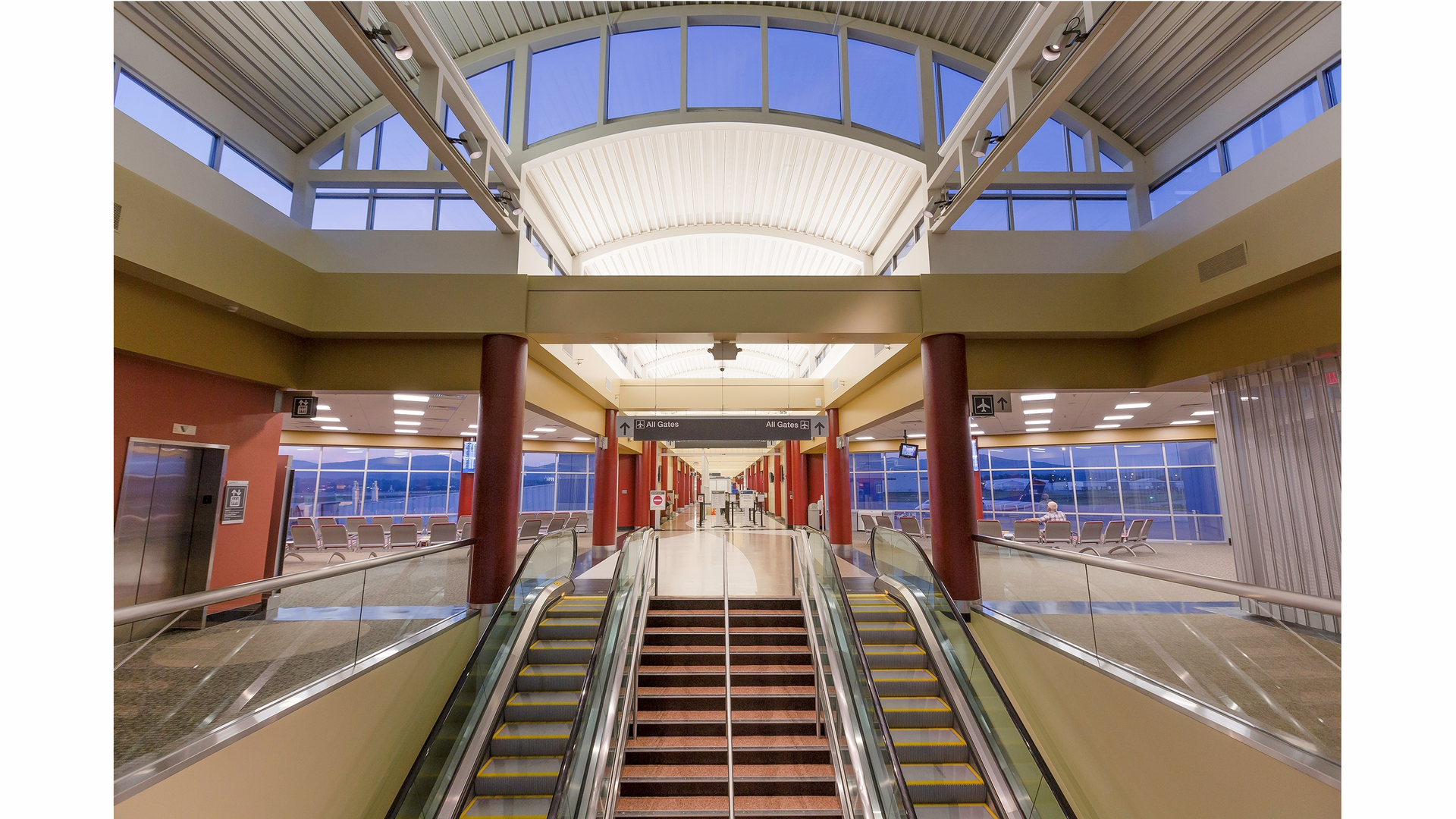 Airport 1 54077cab37958