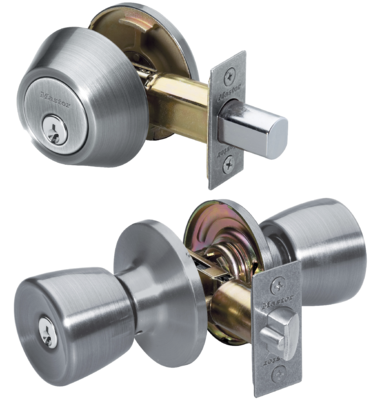 Master Lock residential door hardware includes this Satin Nickel Deadbolt & Tulip Knob