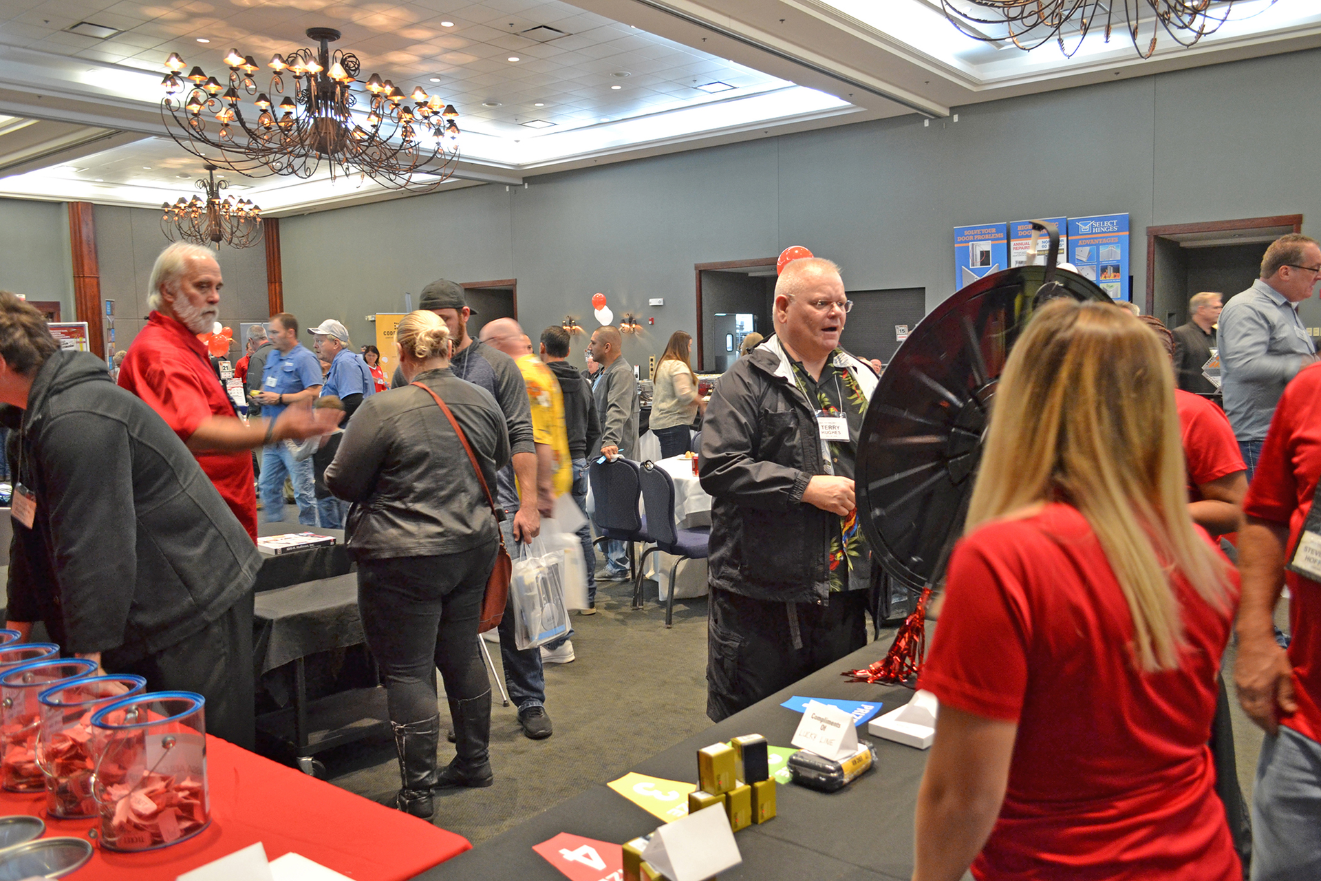 Floor action at IDN-H. Hoffman Convention